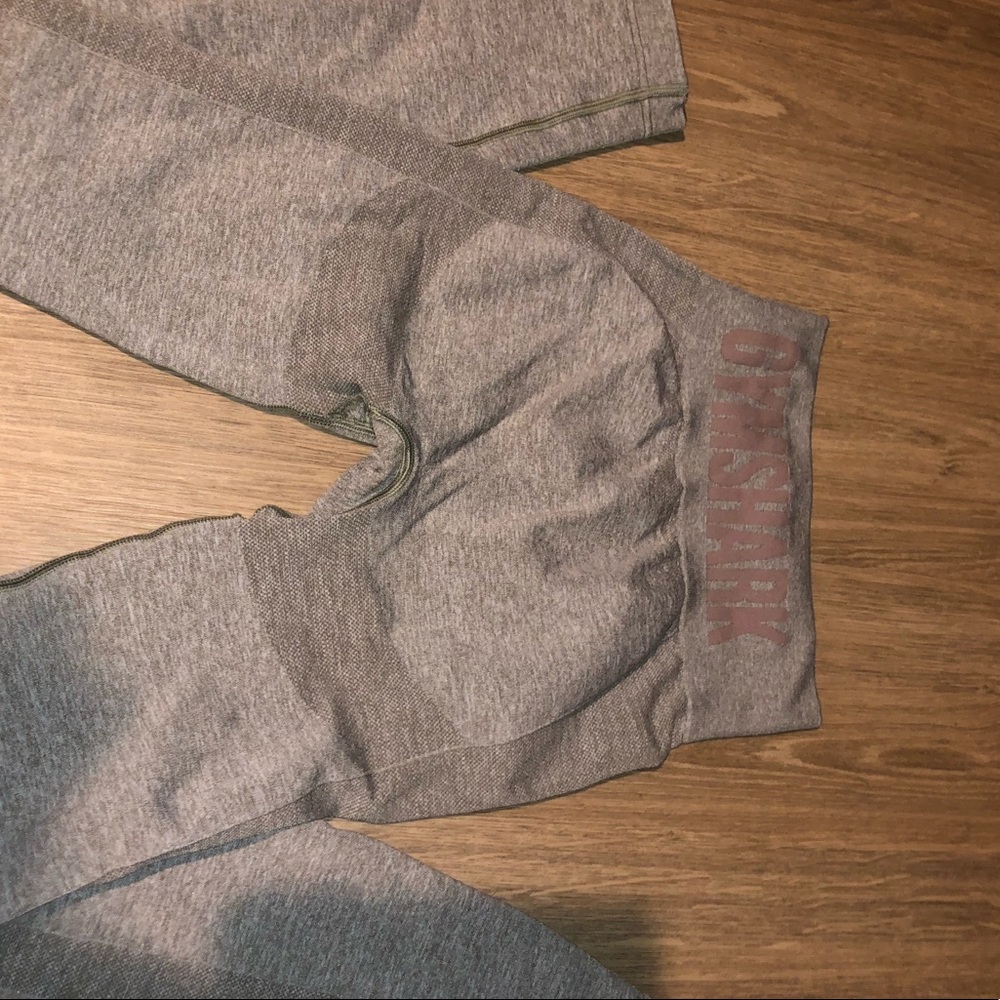 Gray Gymshark Flex Highwaisted Leggings